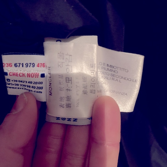 MONCLER Down Coat hooded puffy - Picture 6 of 8